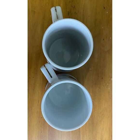 VTG 1996 Coca Cola Santa Gold Trim Mugs 2 Set Collectors Edition Christmas Mugs - Picture 7 of 12